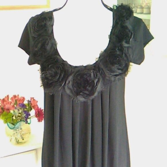 Nic&Dom Embellished Little Black Shift Dress - Picture 2 of 8
